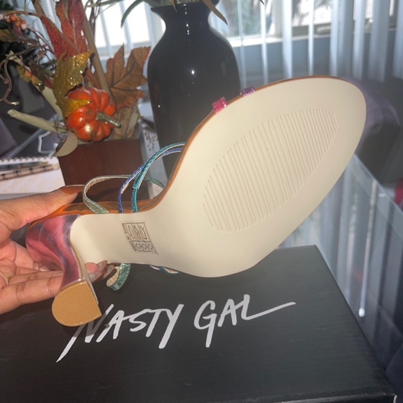 Multicolored Strappy Metallic Heeled Sandals - Picture 2 of 4
